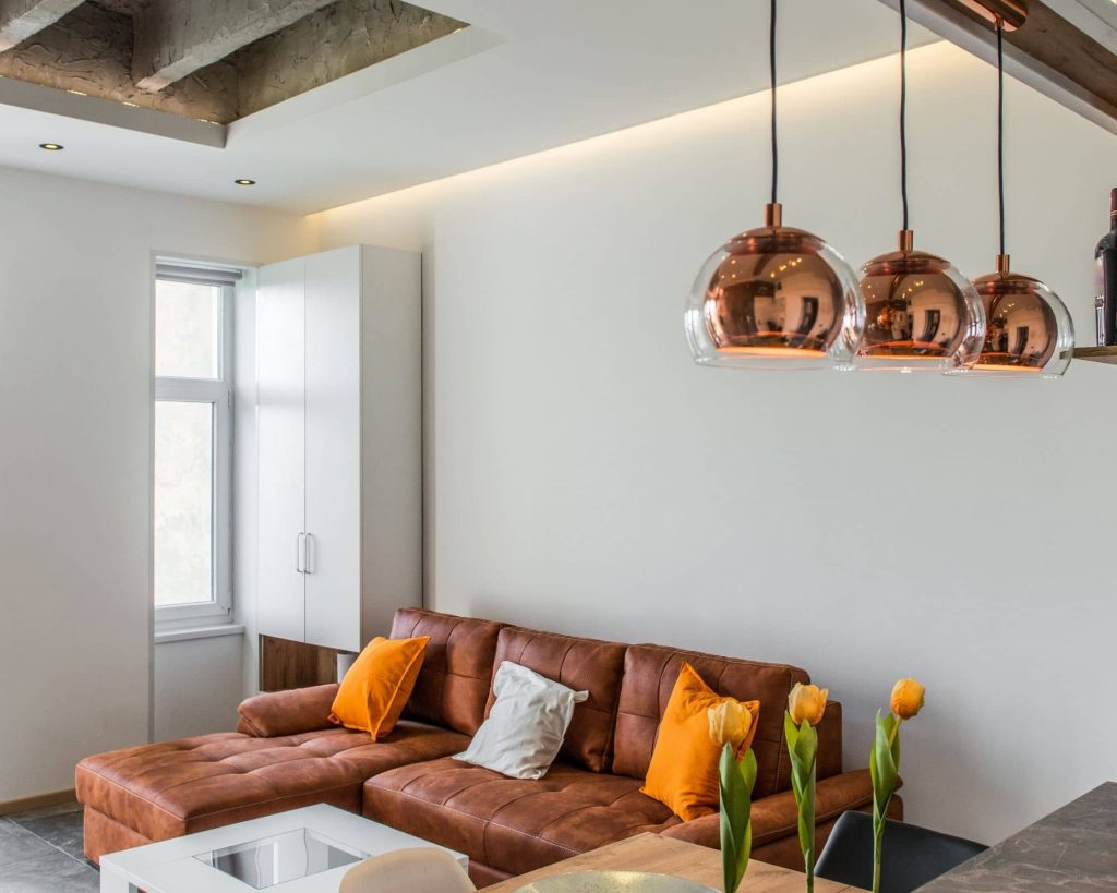 Installation éclairage LED au faux plafond